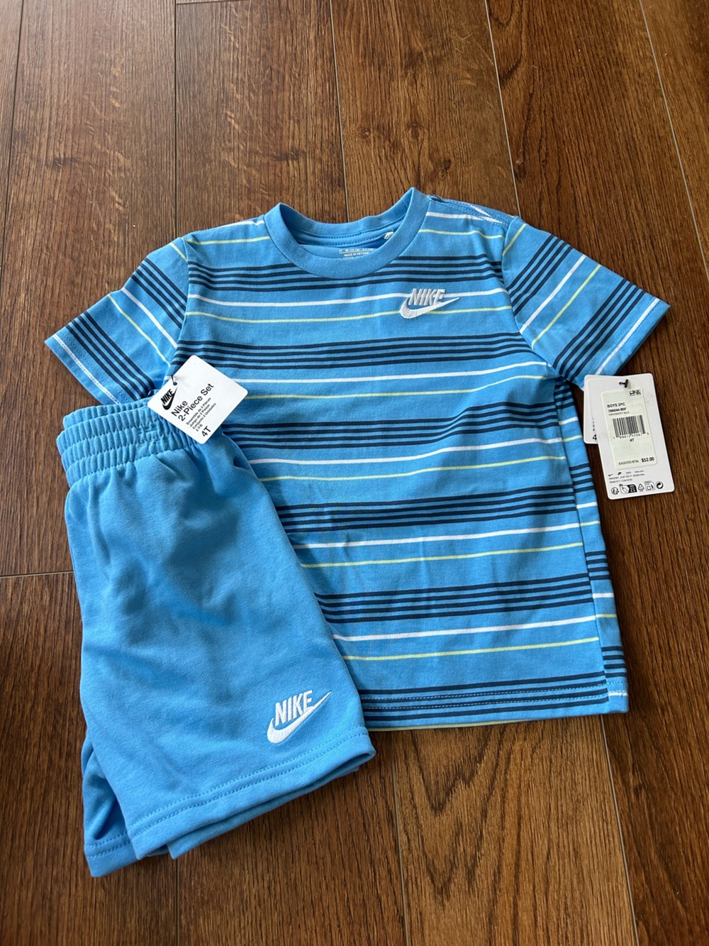 NWT Nike Toddler Set size 4T